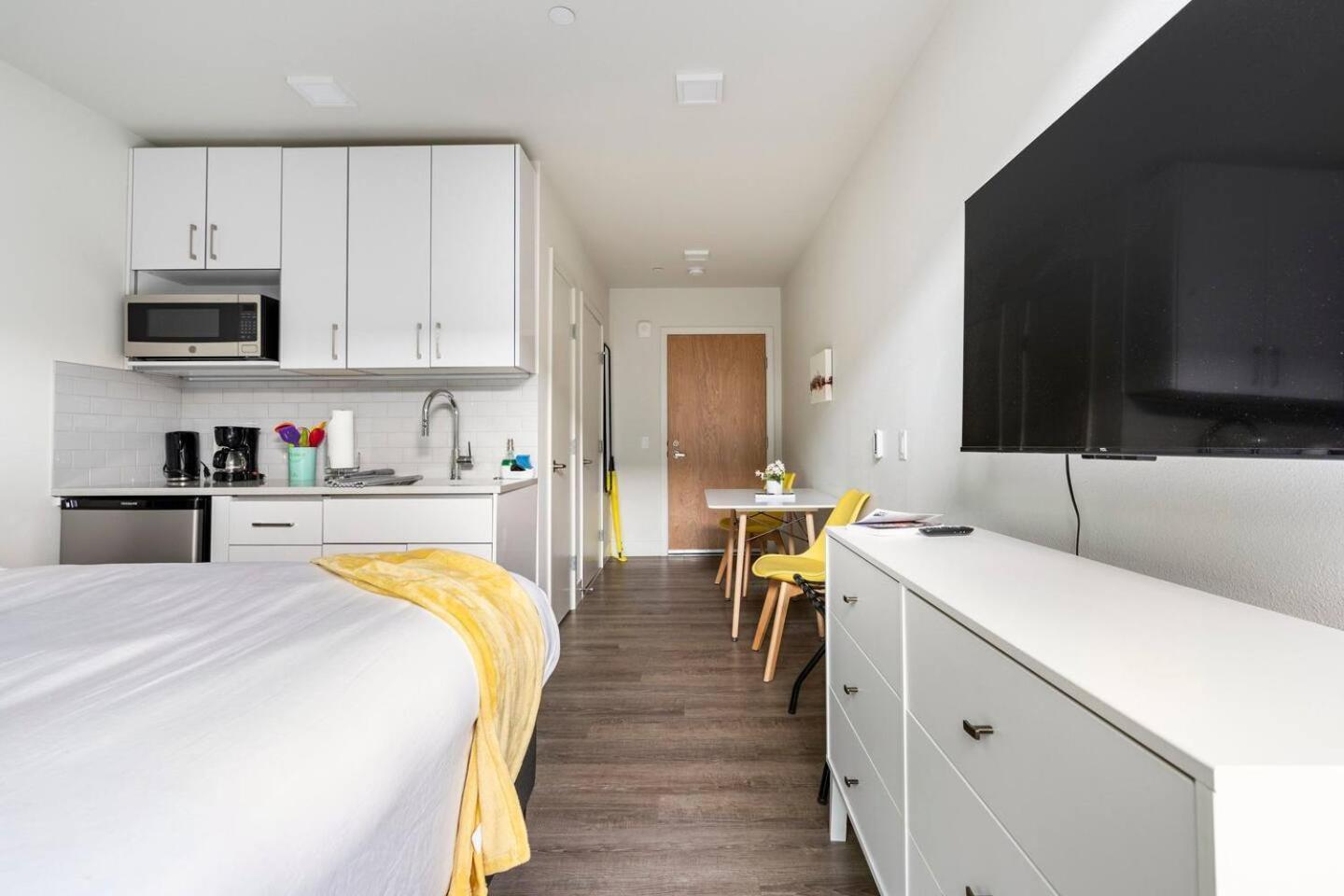 Cityscape Condotel On First Hill-Capitol Hill ซีแอตเทิล ภายนอก รูปภาพ
